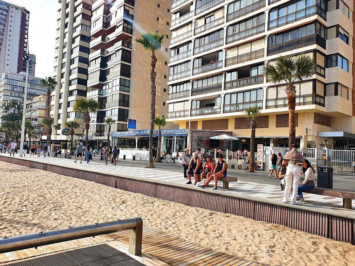 First Line Apartment With 3 Bedrooms And Seaviews Benidorm Exterior foto
